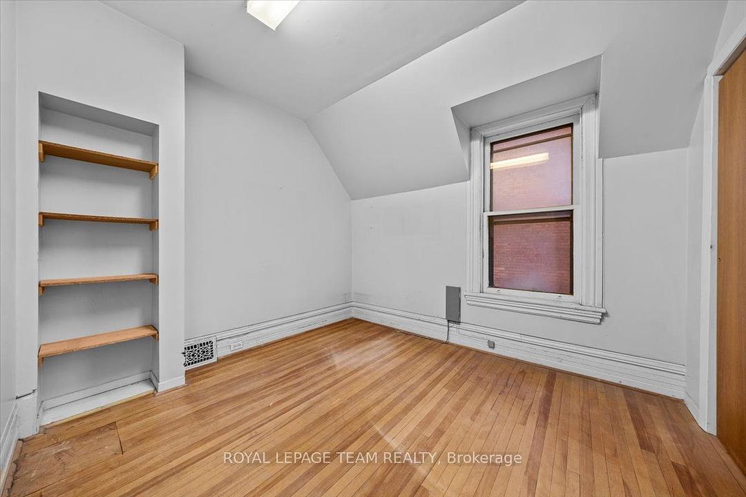 17 Arlington Avenue, Ottawa, ON