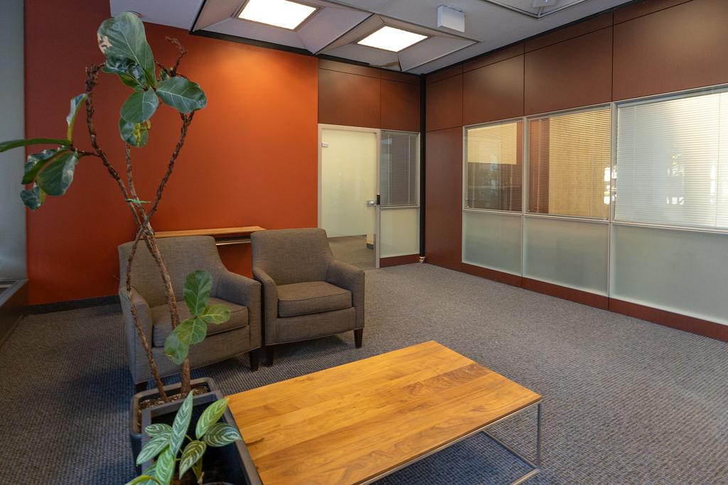 102 - 95 Saint Clair Avenue West, Toronto, ON