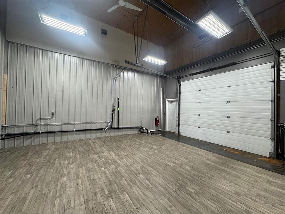 B - 6223 48 Avenue, Camrose, AB