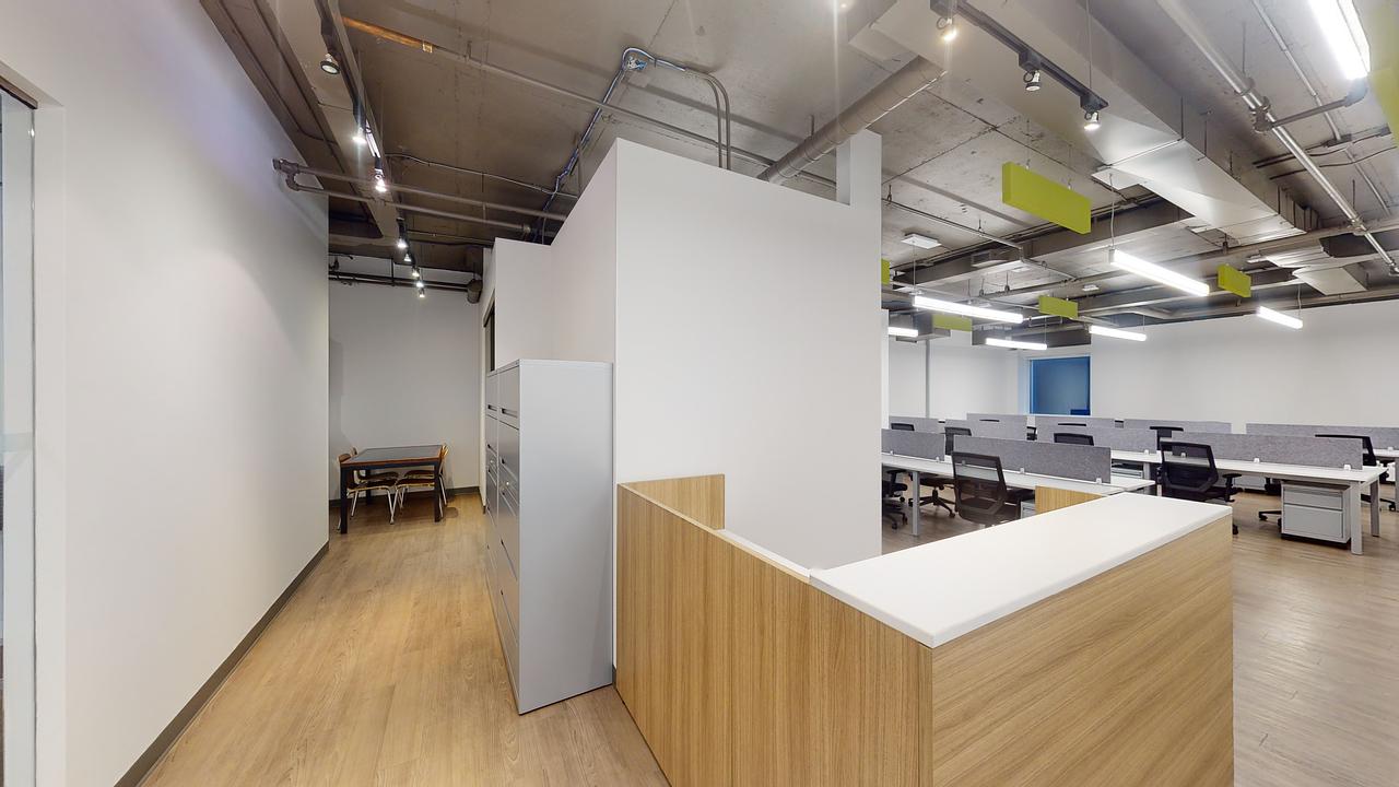 621 - 111 Peter Street, Toronto, ON