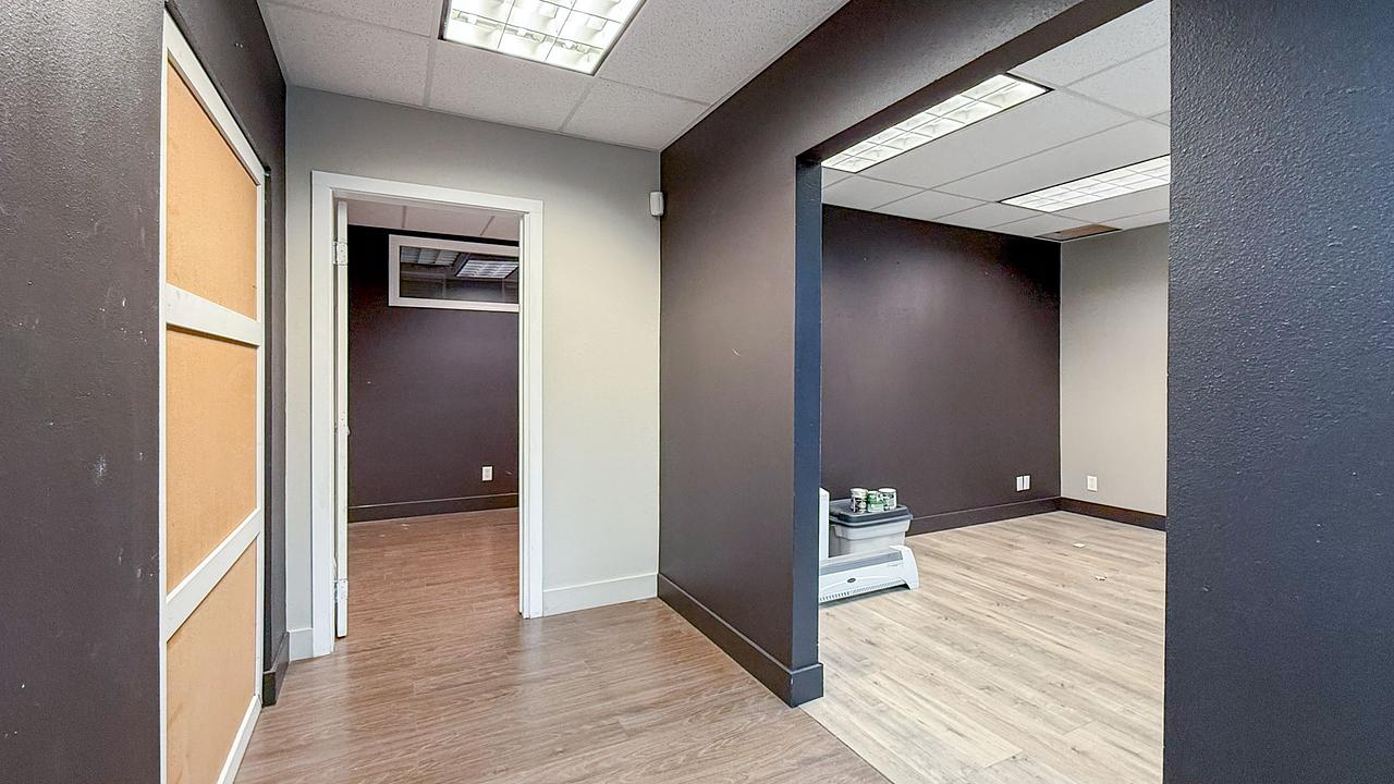 204 - 170 Rutland Road North, Kelowna, BC