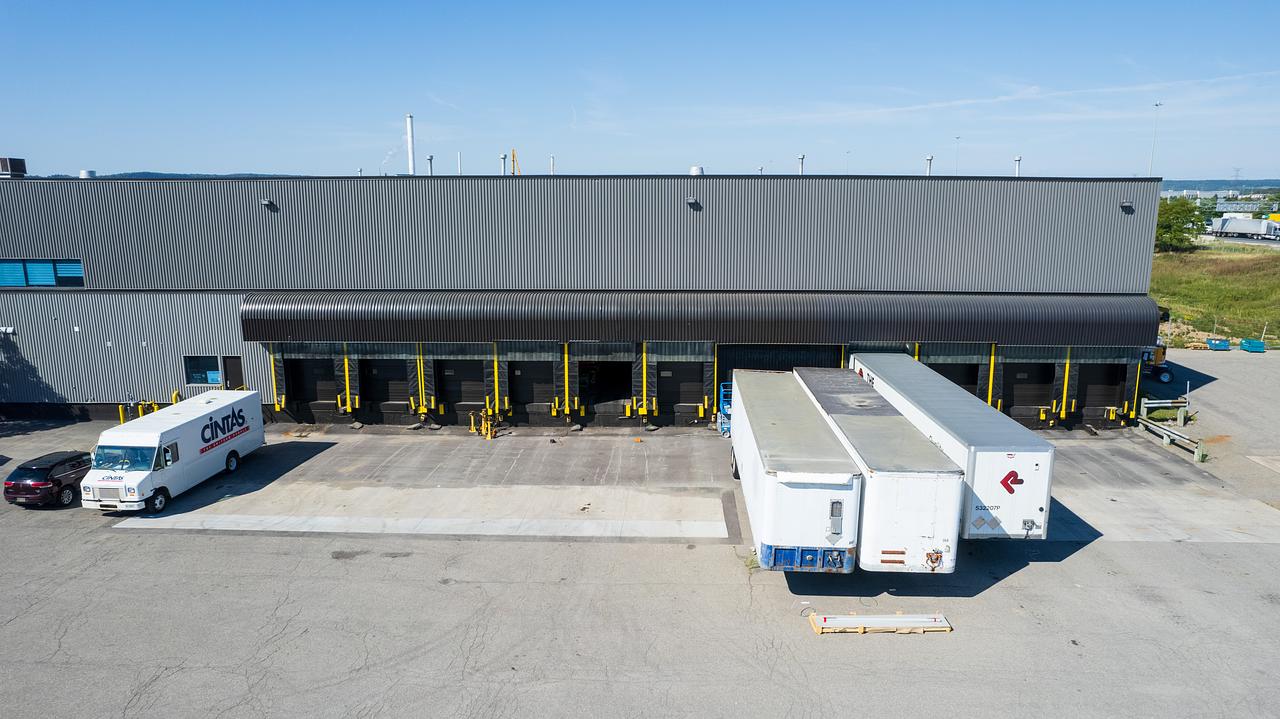 901 Steeles Avenue East, Milton, ON