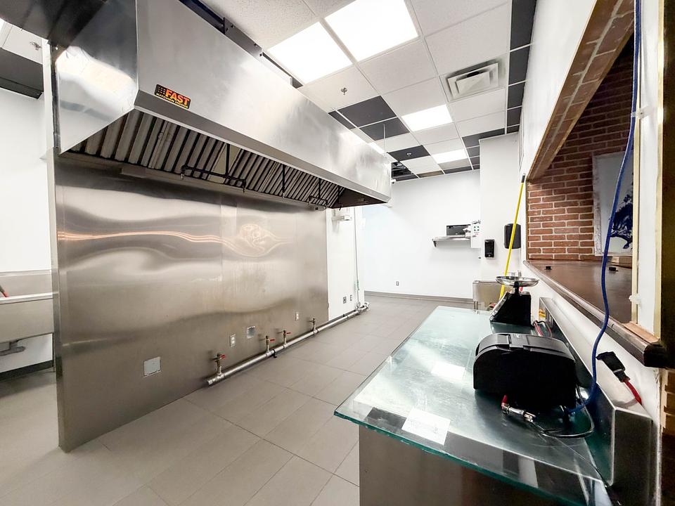 205 - 5640 Spring Garden Rd, Halifax, NS