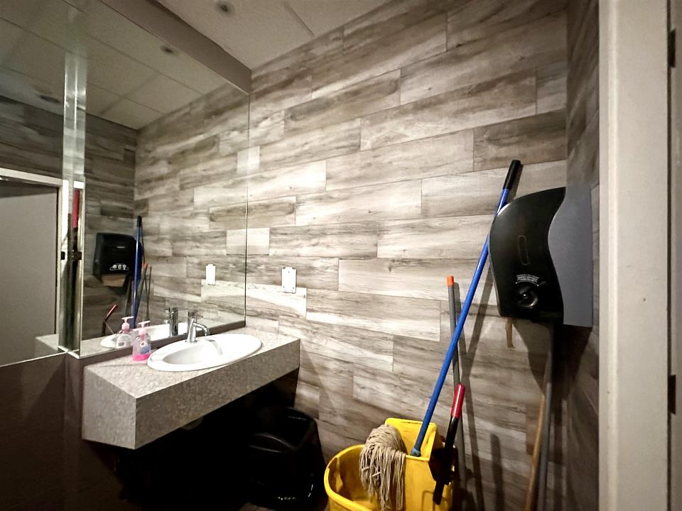 418 Terminal Avenue, Vancouver, BC