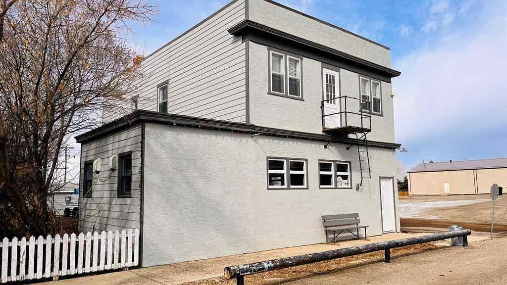 218 Main Street, Burdett, AB