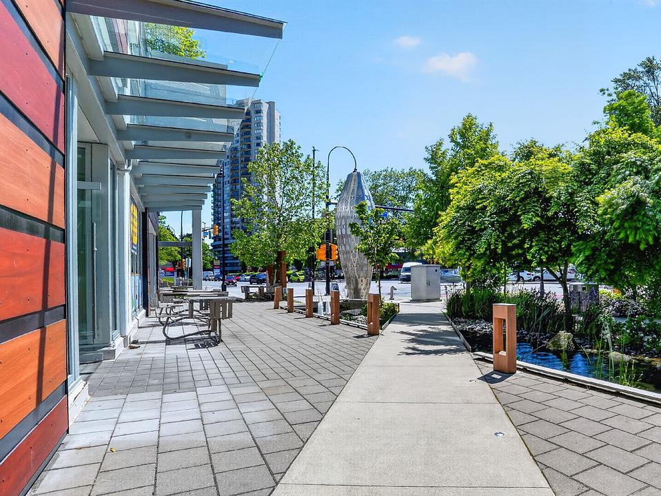 1611 Capilano Road, North Vancouver, BC