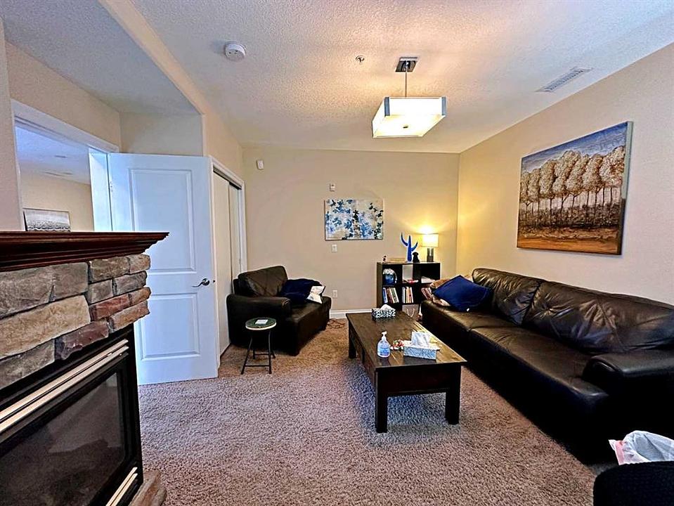 102 - 10110 Fraser Avenue, Fort McMurray, AB