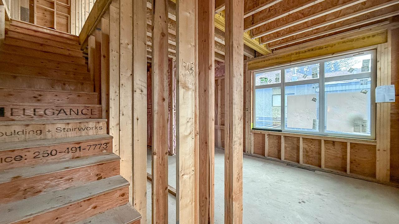 704 Cliff Avenue, Enderby, BC
