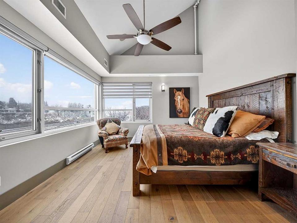 1015 11 Street Southeast, Calgary, AB