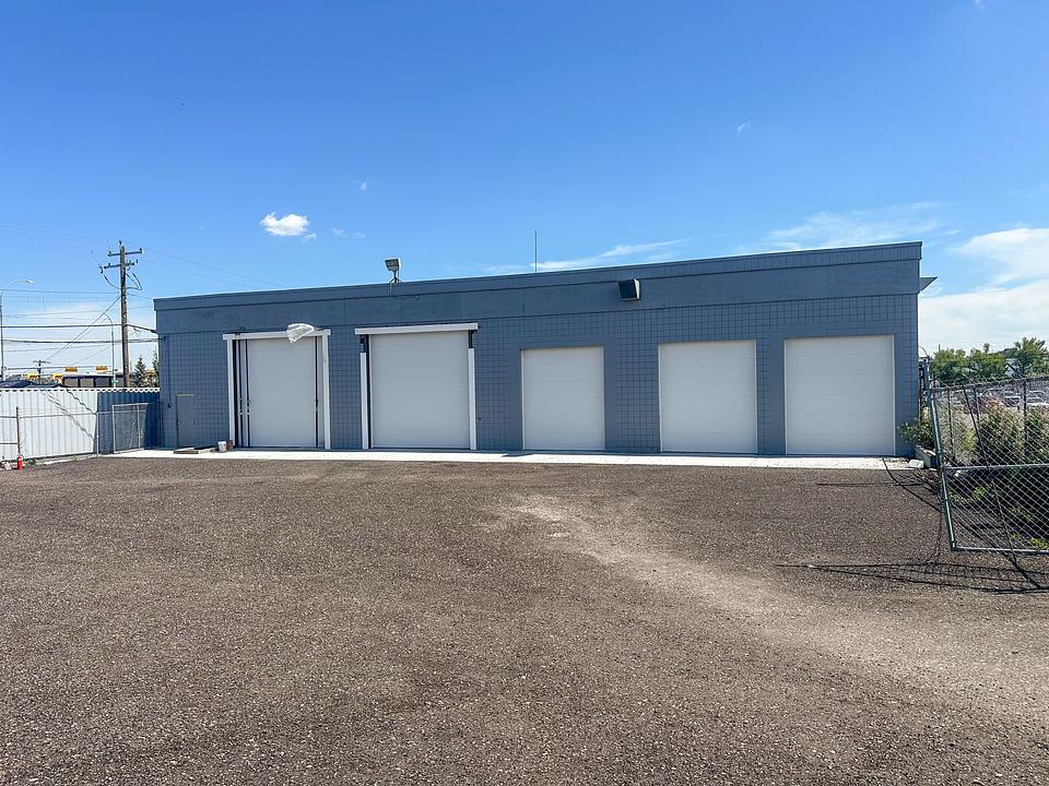 3603 Edmonton Trail, Calgary, AB
