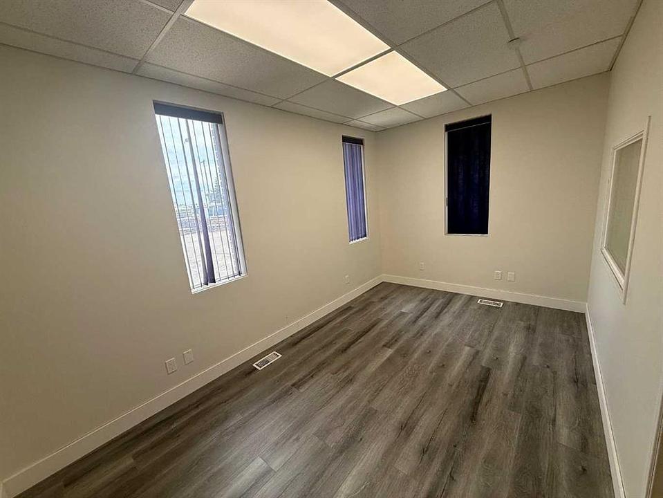 170 - 8319 Chiles Industrial Avenue, Red Deer, AB