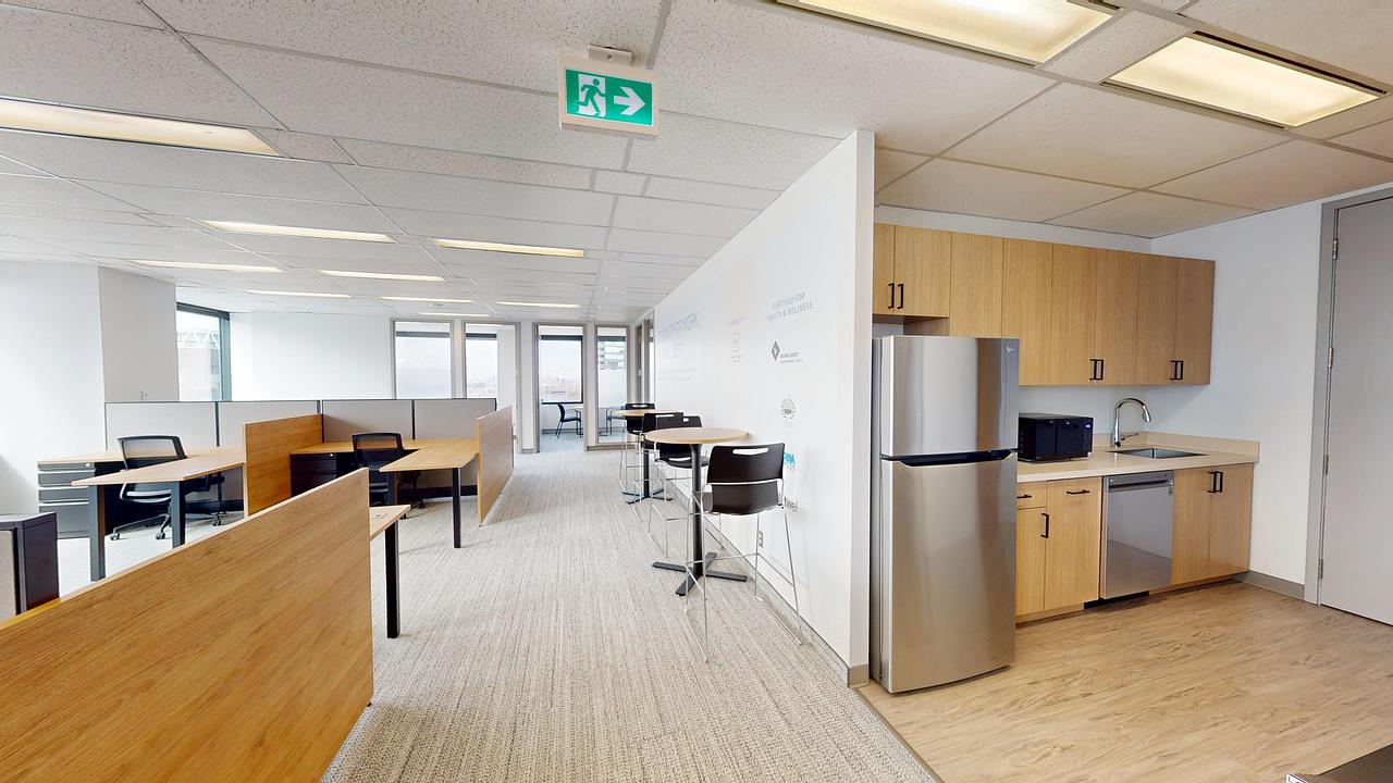 2605 - 180 Dundas Street West, Toronto, ON