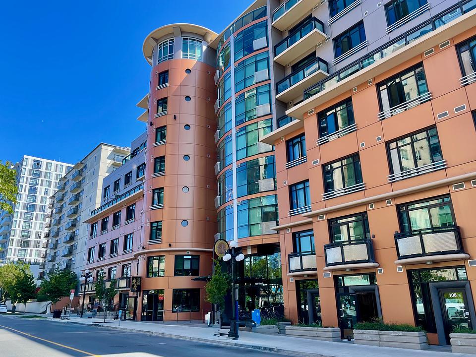 107 - 1029 View Street, Victoria, BC