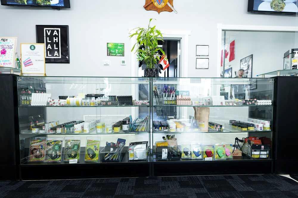 104 - 4 Cuendet Ind. Way, Sylvan Lake, AB