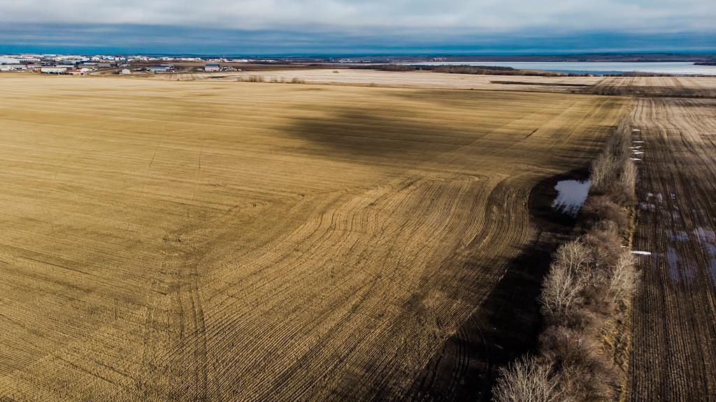 9300 69 Avenue, Clairmont, AB
