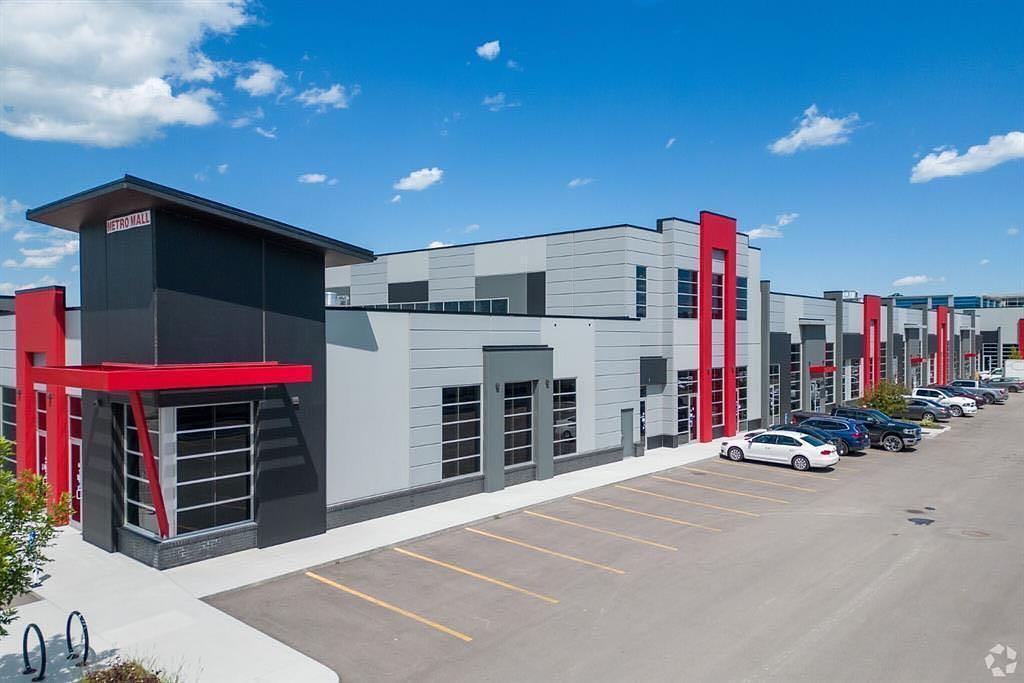 3150,3155 - 6520 36 Street Northeast, Calgary, AB