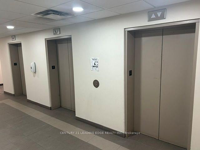 215 - 18 Wynford Drive, Toronto, ON