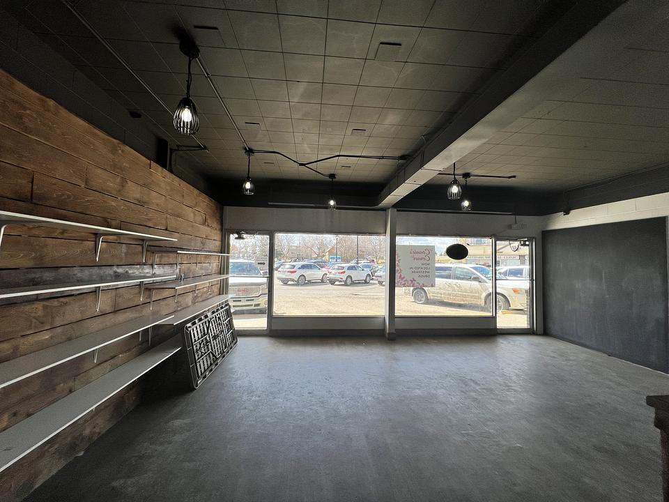 104 - 3722 57 Avenue, Red Deer, AB