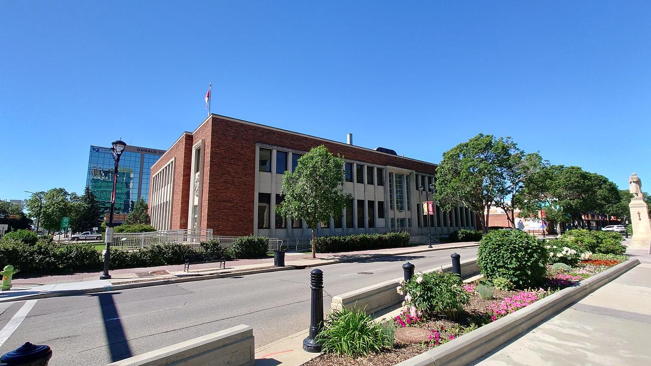 4909 50 Street, Red Deer, AB
