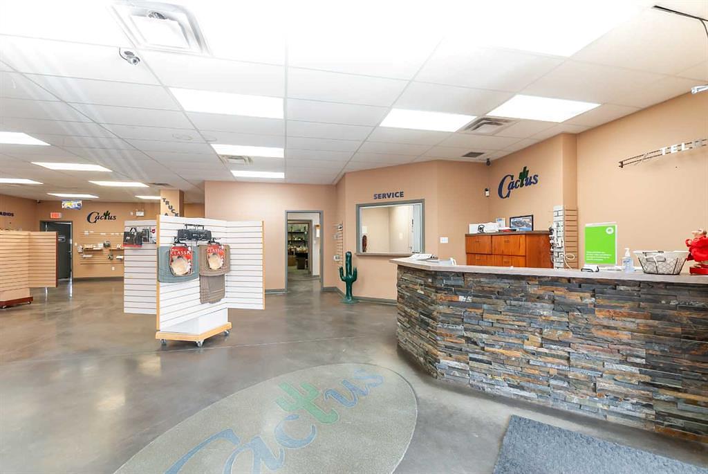 662 16 Street Southwest, Medicine Hat, AB