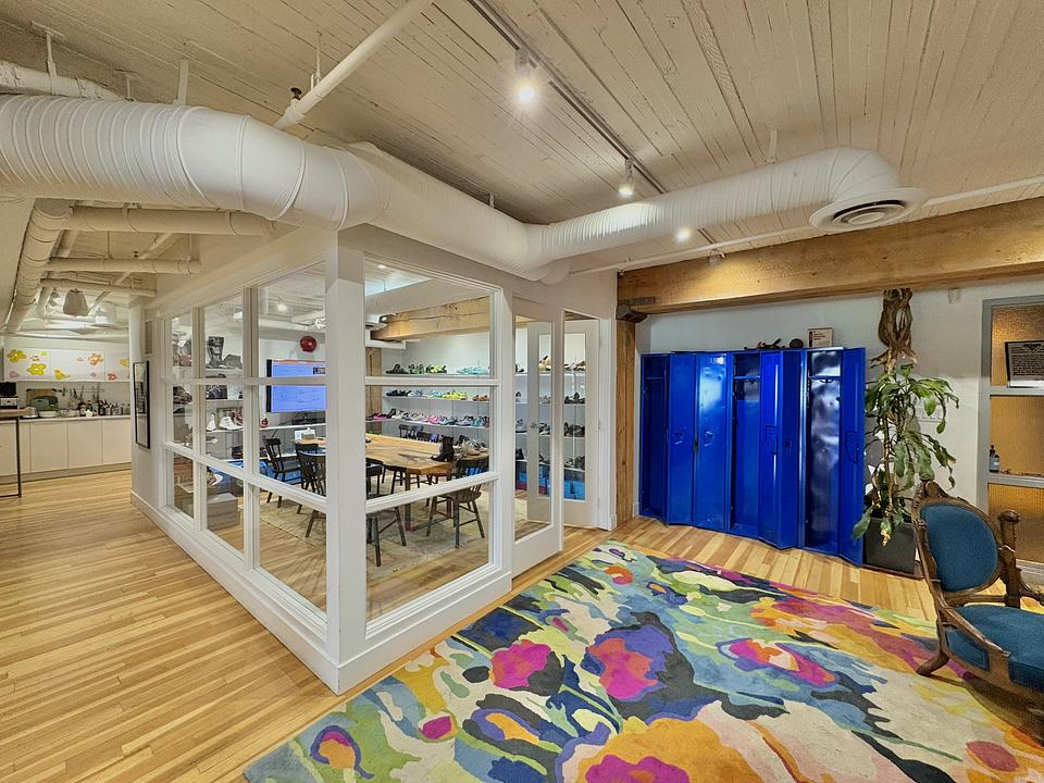 200 - 55 Water Street, Vancouver, BC