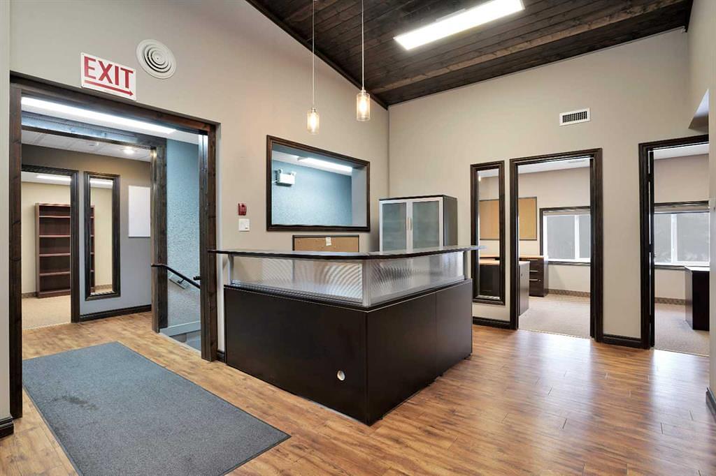 4407 45A Avenue, Rocky Mountain House, AB