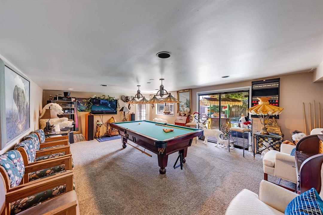 529 Appian Way, Coquitlam, BC