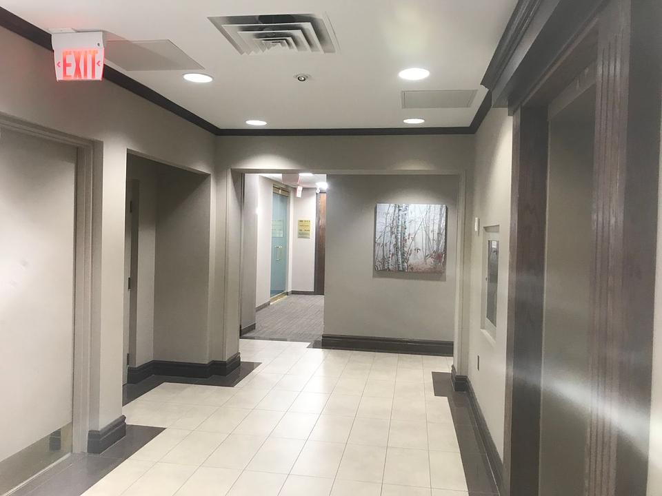 205 - 277 Lakeshore Road East, Oakville, ON