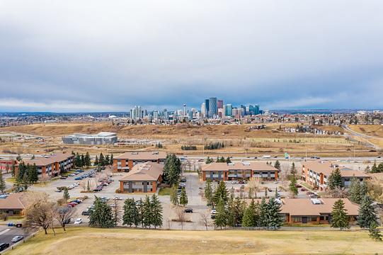 809 Manning Road Northeast, Calgary, AB