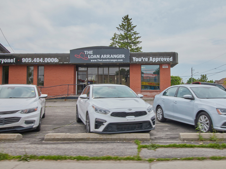 349 King Street West, Oshawa, ON