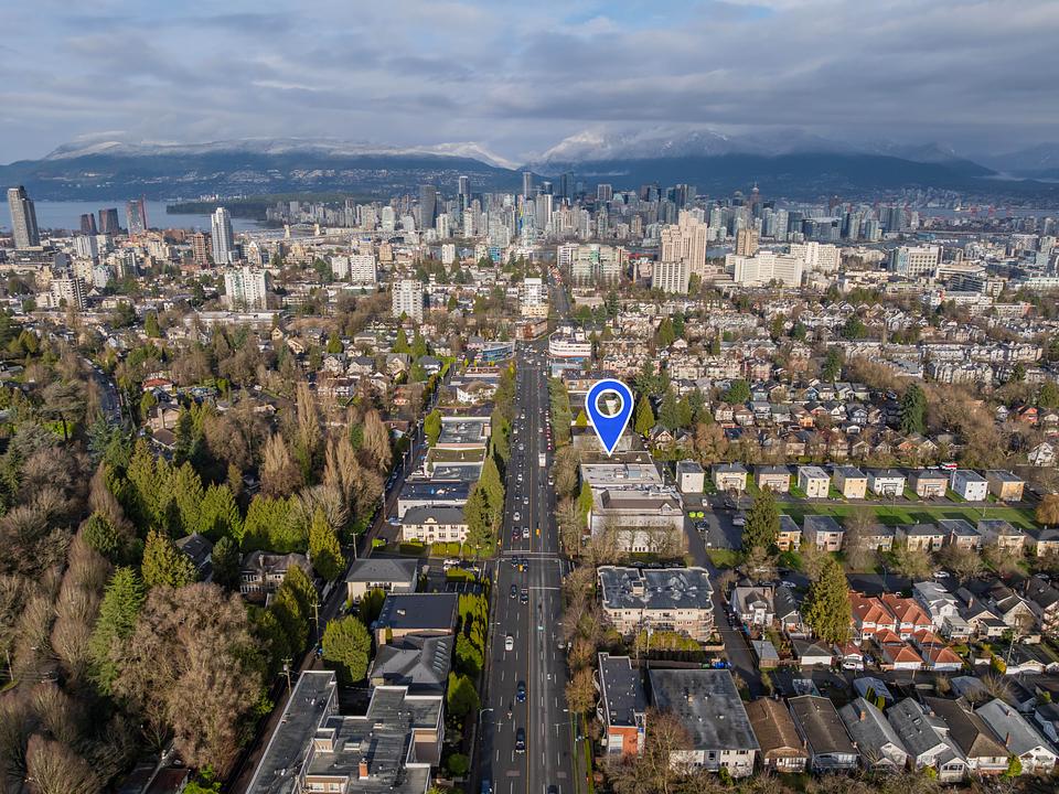 3416 Oak Street, Vancouver, BC