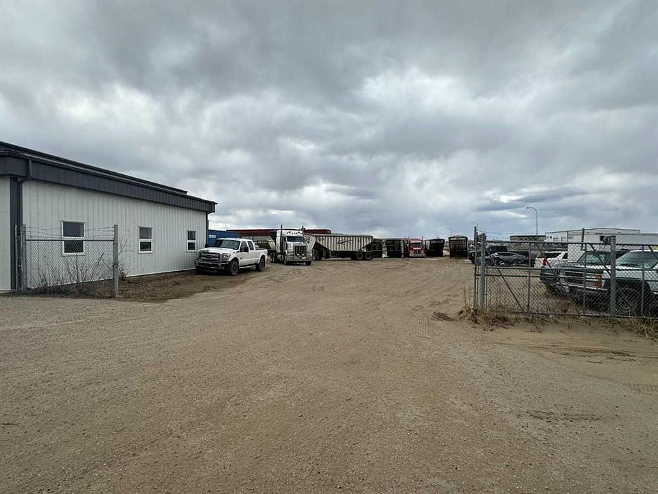 102 - 15302 94 Street, Grande Prairie, AB