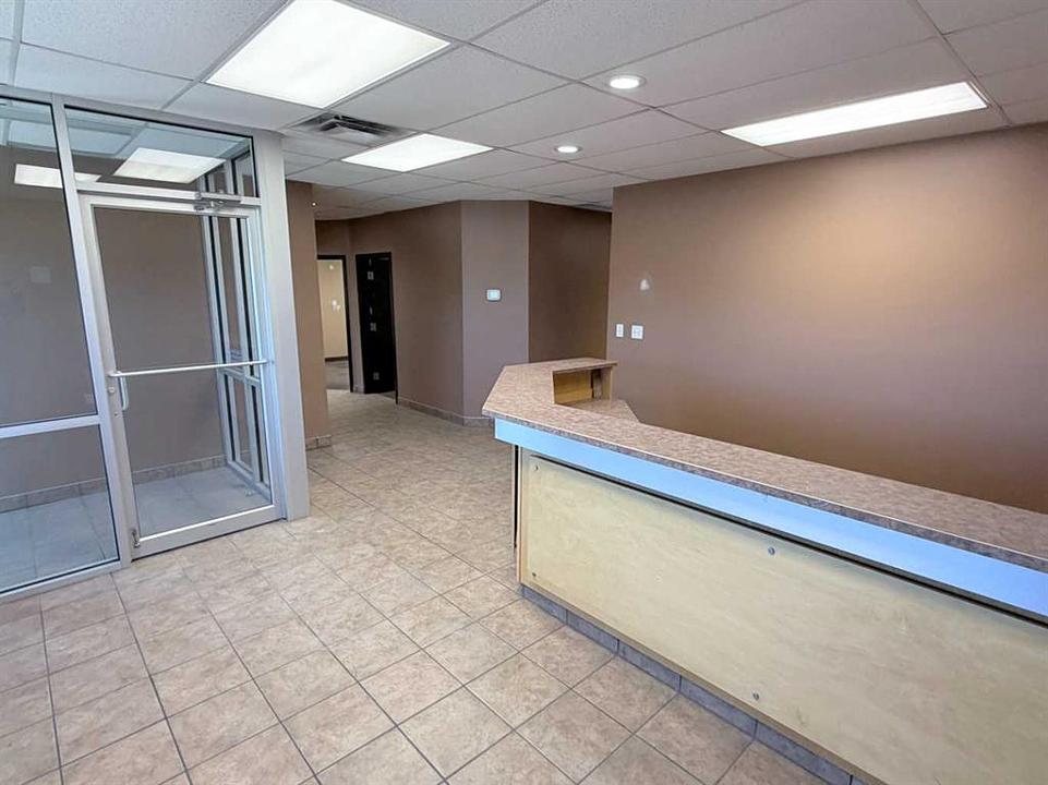 10211 88 Avenue, Clairmont, AB
