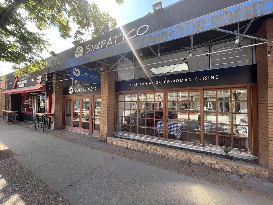 2222 West 4th Avenue, Vancouver, BC