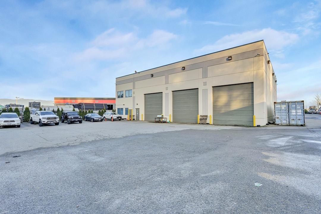 17288 104a Ave, Surrey, BC