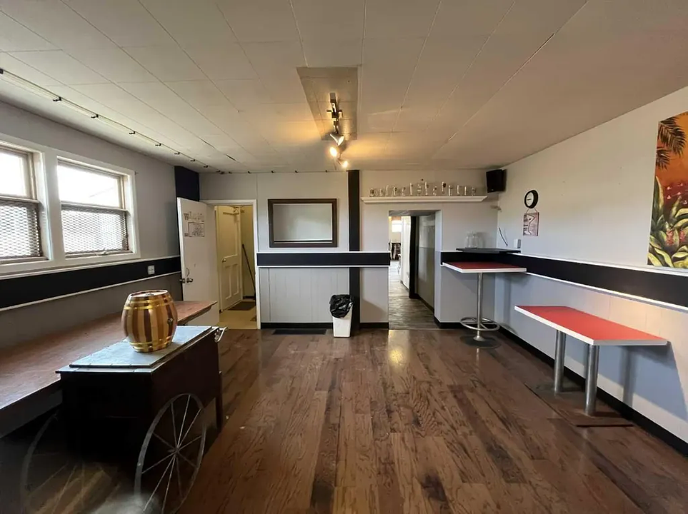 218 Main Street, Burdett, AB