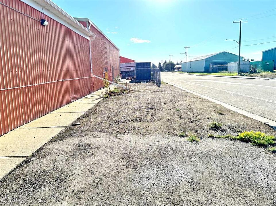 6103 54 Street, Ponoka, AB