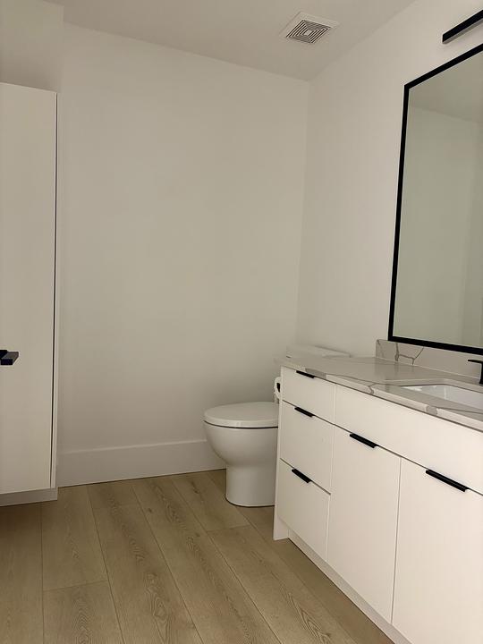 8501 162 St, Surrey, BC