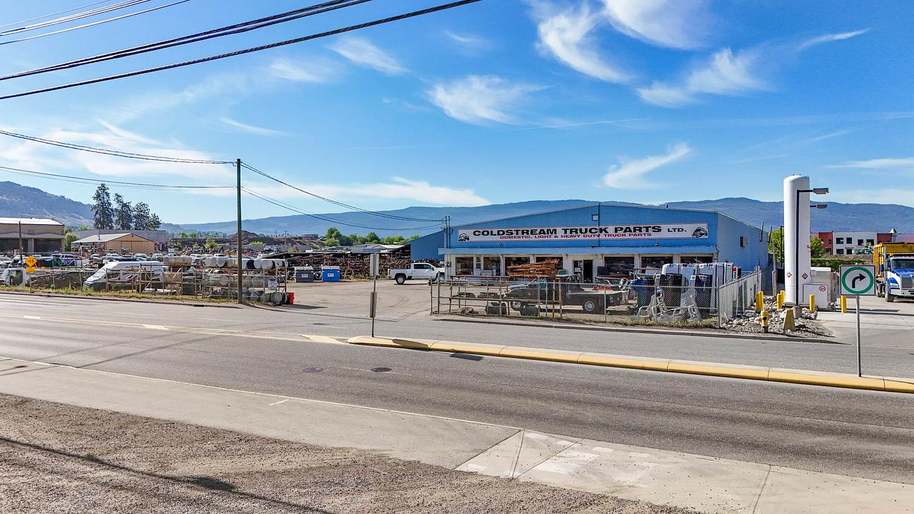 3240 48 Avenue, Vernon, BC