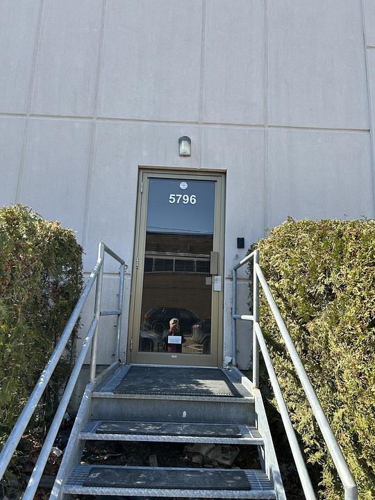 220 - 5796 Rue Ferrier, Mont-Royal, QC