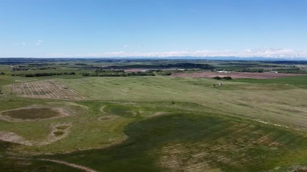 W-5,R-3,T-27,S-22, NW,SW - Lochend Road, Rocky View County, AB