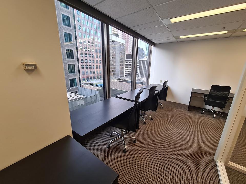 750-IND - 700 West Pender Street, Vancouver, BC