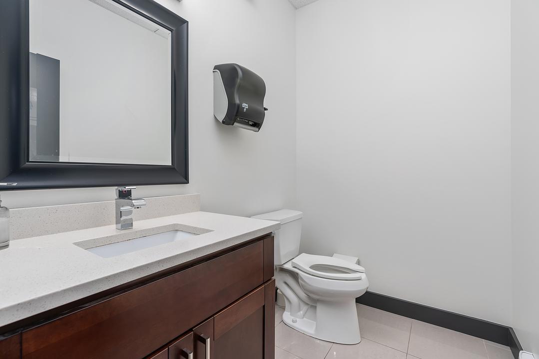 140 - 6751 Graybar Road, Richmond, BC