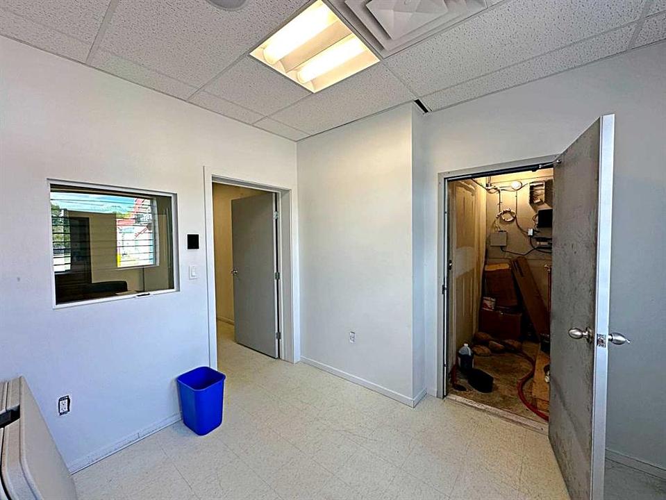101 - 9906a Franklin Avenue, Fort McMurray, AB