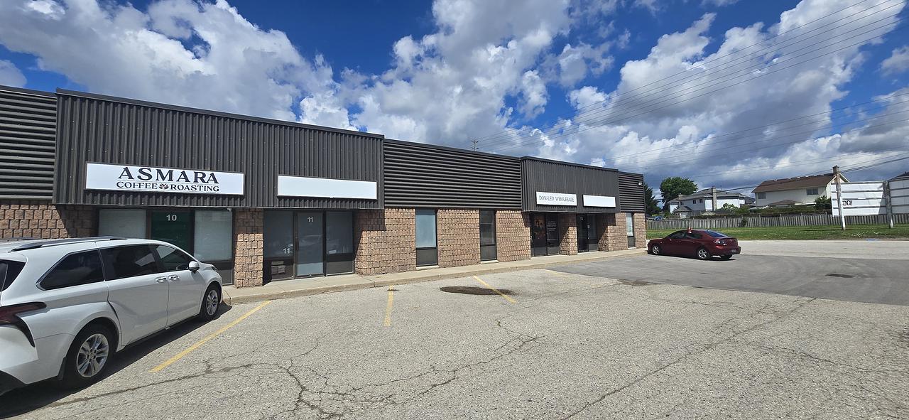 11 - 600 Newbold Street, London, ON
