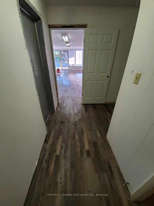 Main Floor - 302 Davis Street, Sarnia, ON