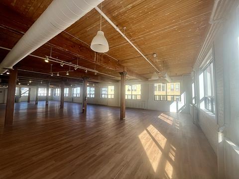 116 Spadina Avenue, Toronto, ON