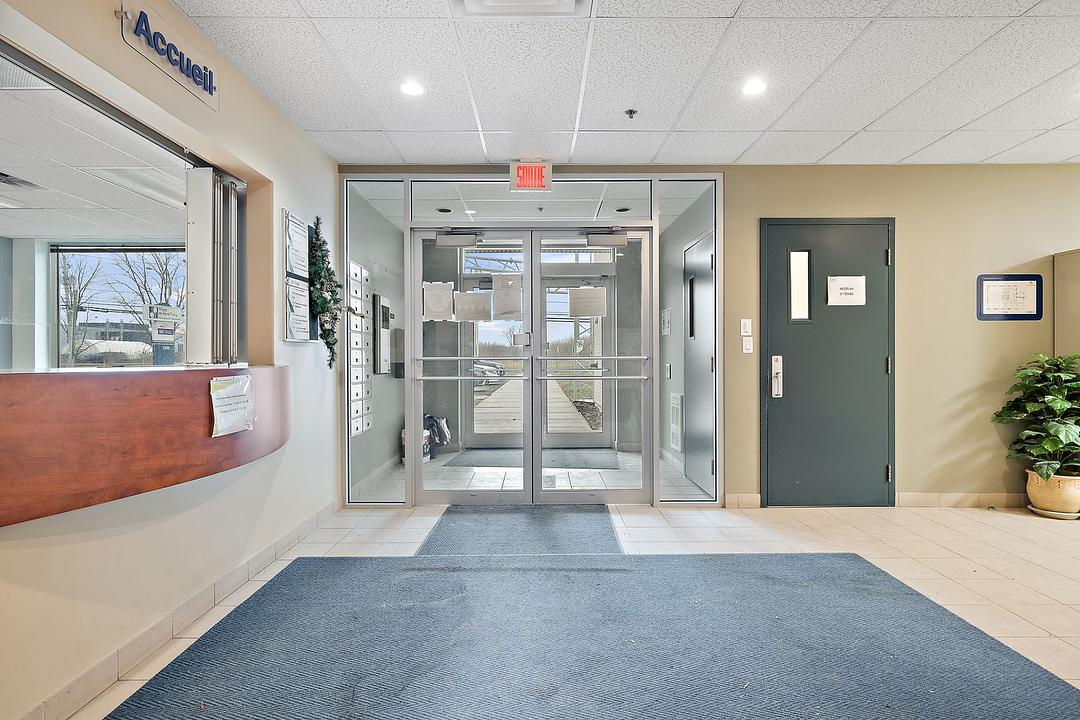 1555 Boulevard Lionel-Boulet, Varennes, QC