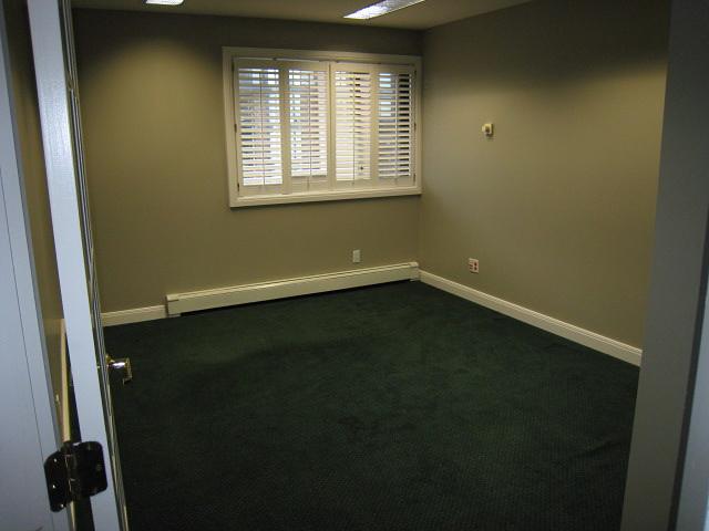 300 - 1538 Foster St, White Rock, BC