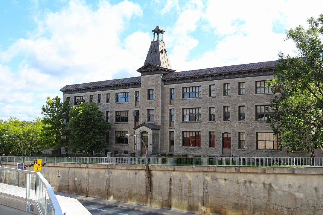 115 Rue Champlain, Gatineau, QC